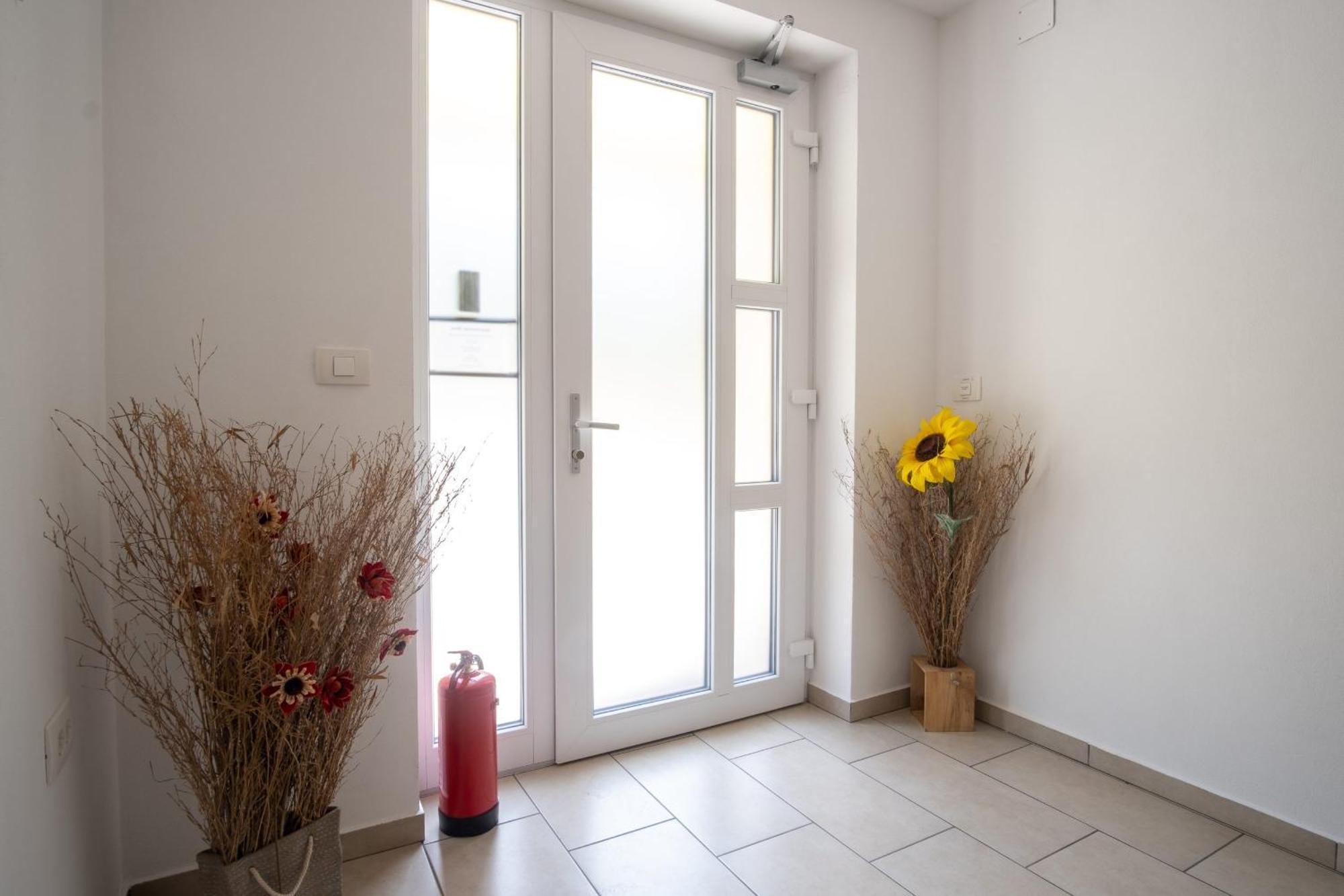 Guest House Rosi Tolmin Exterior foto