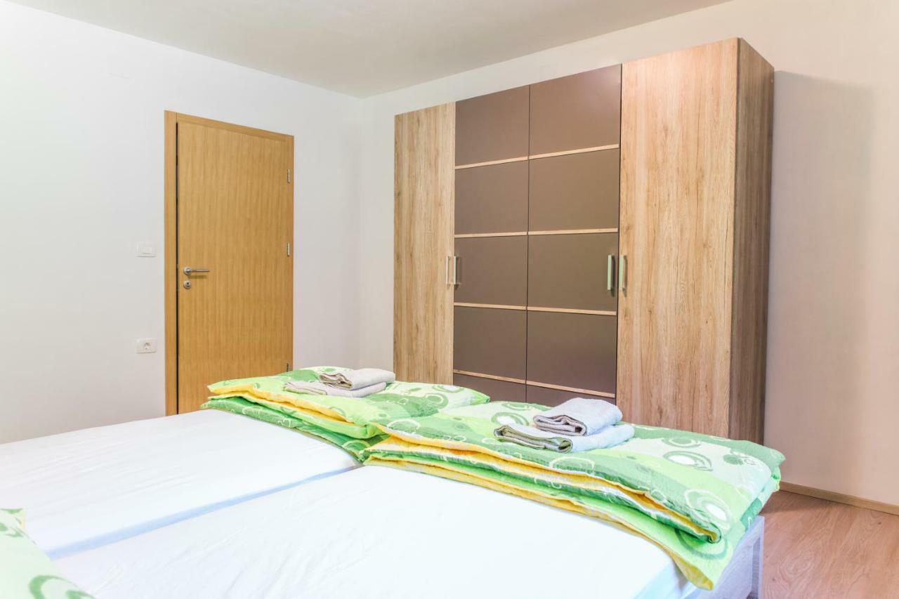 Guest House Rosi Tolmin Exterior foto
