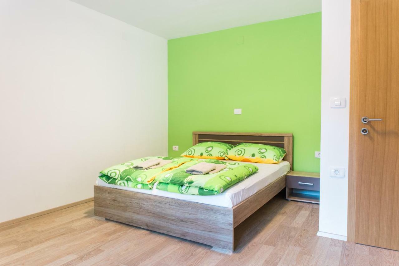 Guest House Rosi Tolmin Exterior foto